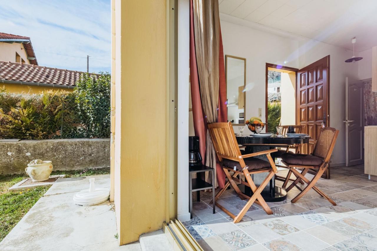 Apartamento Le Garibaldi Sospel Exterior foto